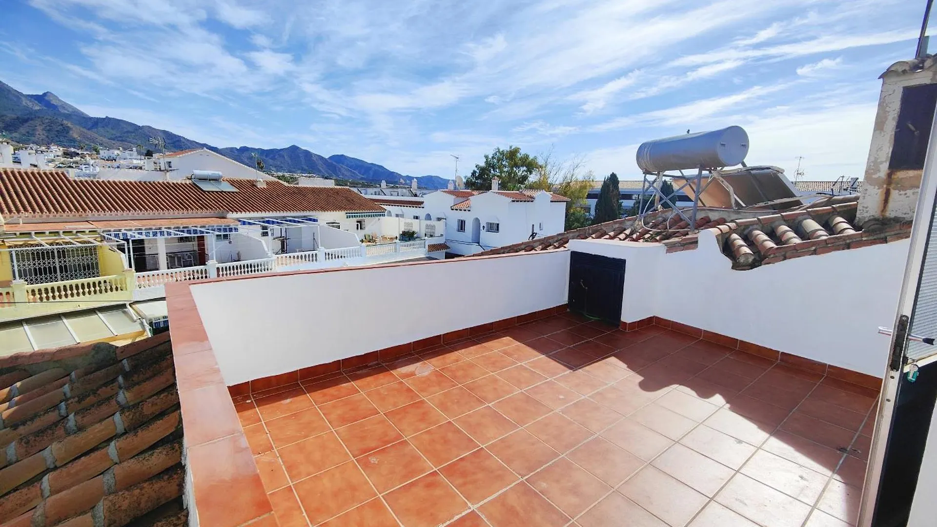Ap400 - Casa Las Flores Nerja Spain